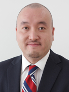八田 浩 氏