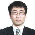 岡田 友輔 氏