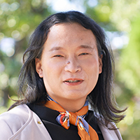 谷 正友 氏