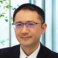 青木 洋輔 氏
