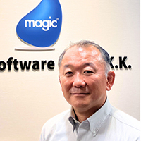 渡辺 剛 氏