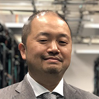 石塚 健太郎 氏