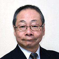 大越 章司 氏